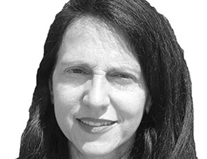 Nela Pamuković Nela Pamuković